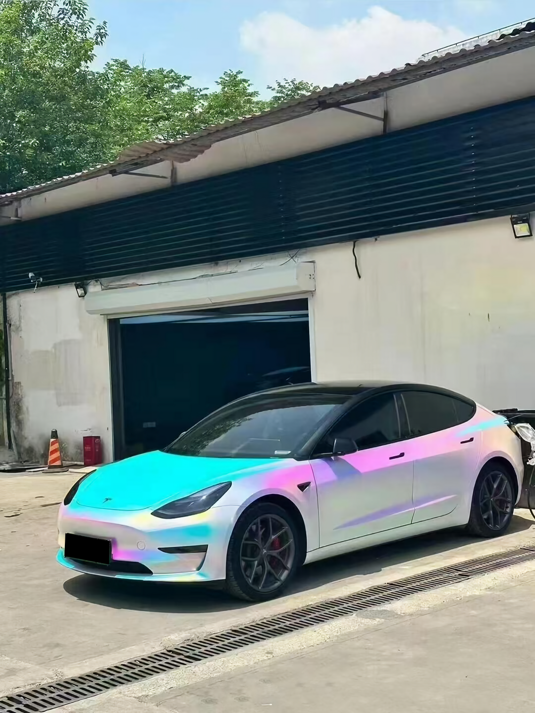 PET Rainbow Chrome White Vinyl Wrap