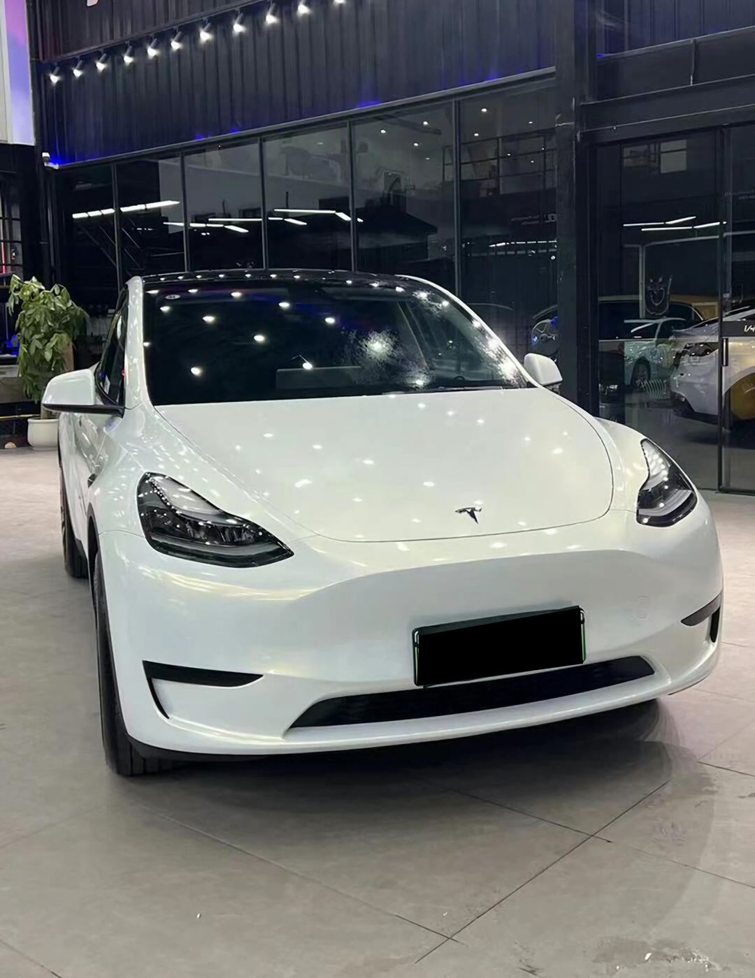 PET Glossy White Turns Gold Vinyl Wrap